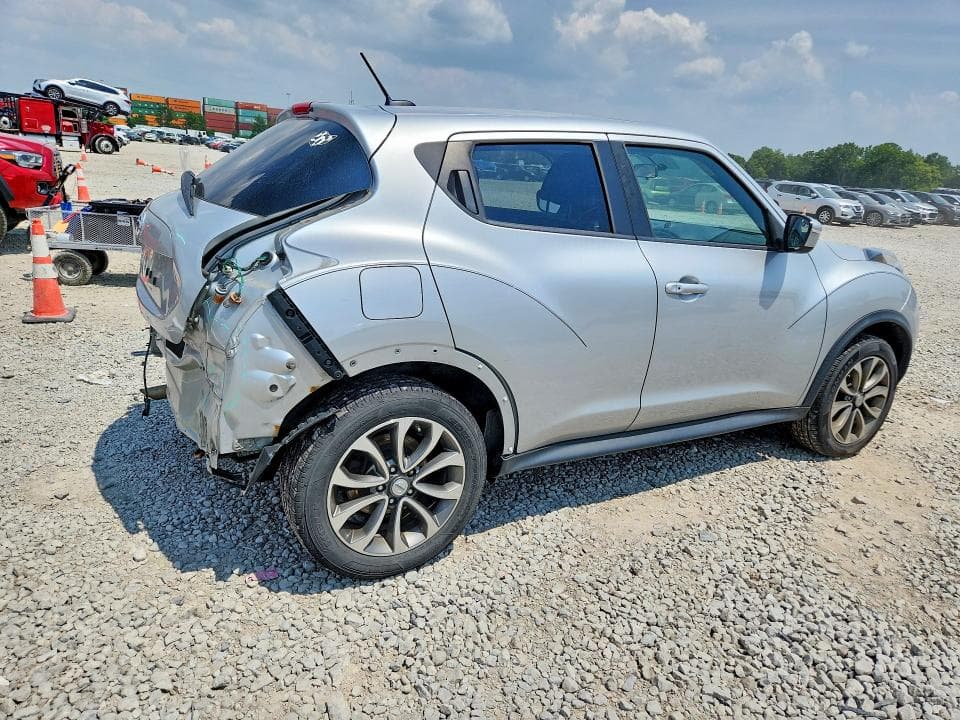 2017 NISSAN JUKE SV 3