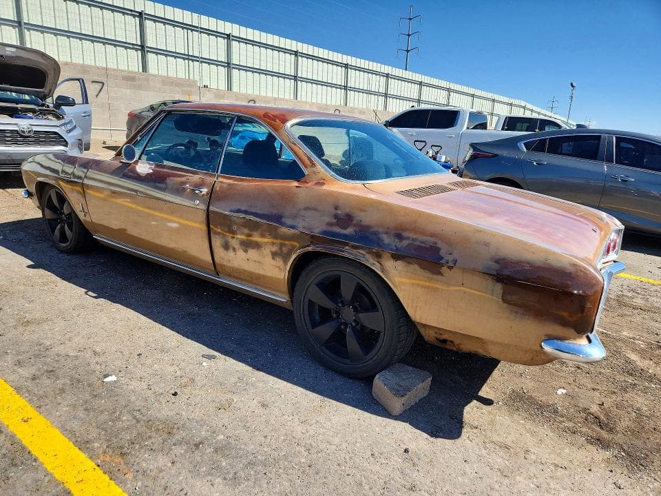 1965 CHEVROLET CORVAIR PU 2