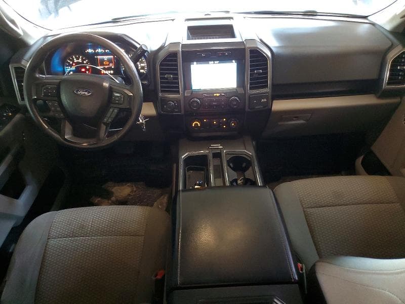 2017 FORD F150 SUPERCREW 8