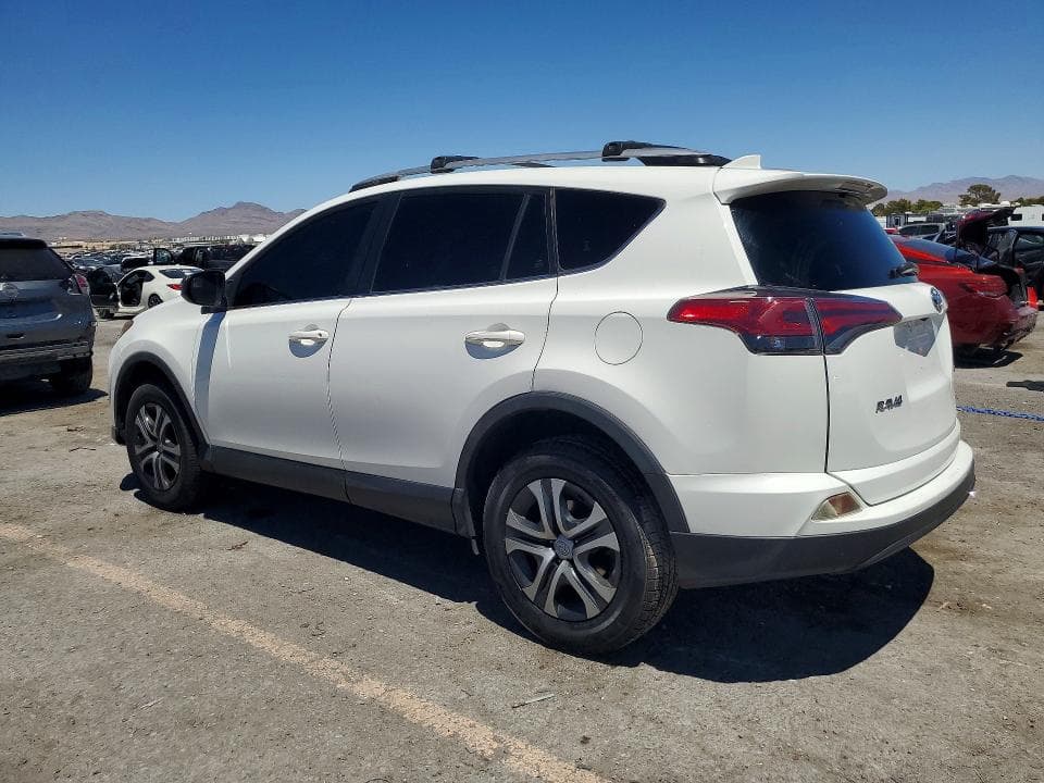 2018 TOYOTA RAV4 LE 2