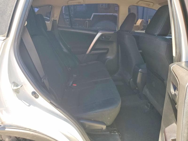 2018 TOYOTA RAV4 LE 11