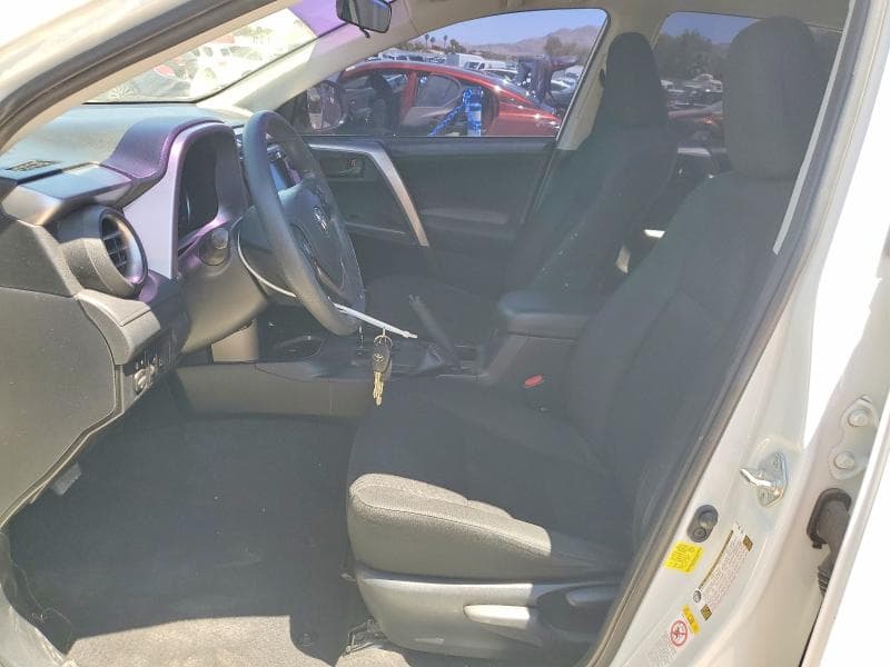 2018 TOYOTA RAV4 LE 7