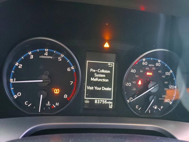 2018 TOYOTA RAV4 LE 9