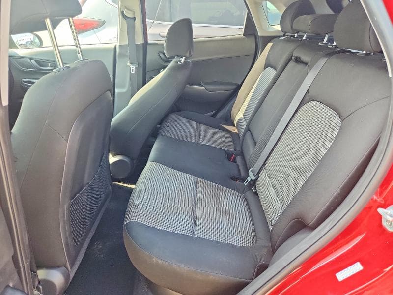 2018 HYUNDAI KONA SEL 11