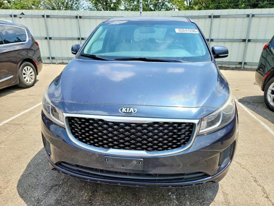 2017 KIA SEDONA LX 5