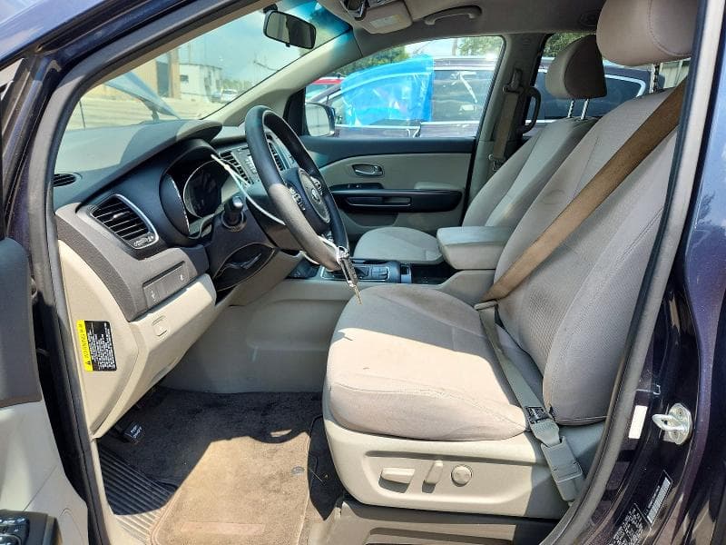 2017 KIA SEDONA LX 7