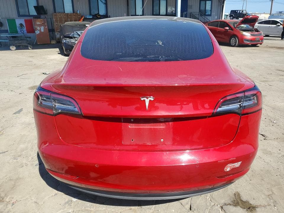2018 TESLA MODEL 3 6