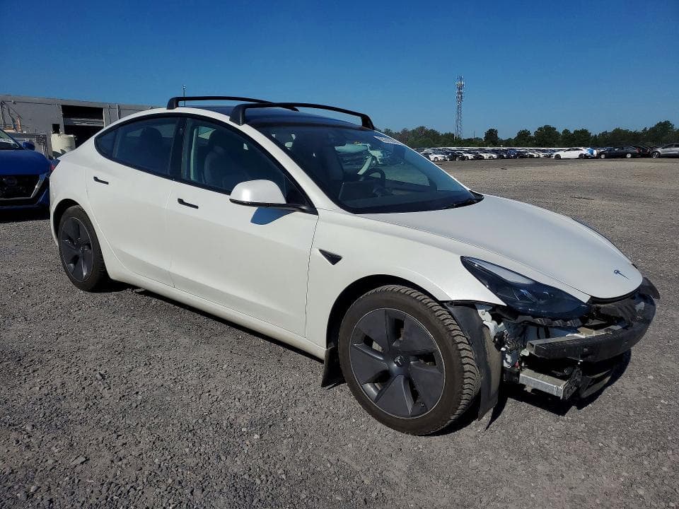 2023 TESLA MODEL 3 4