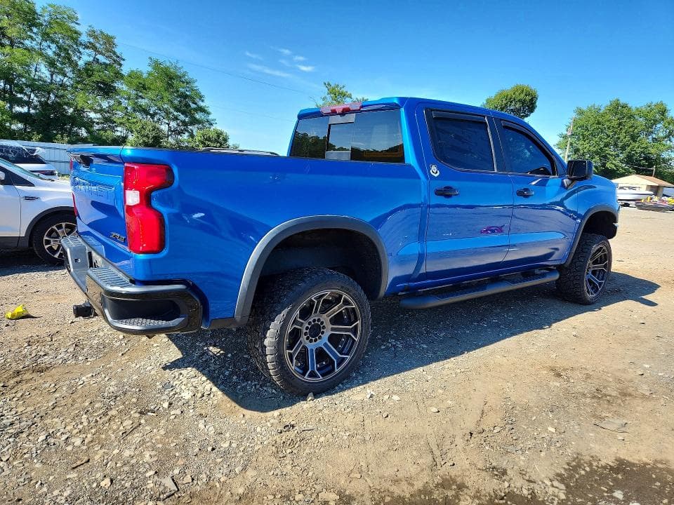 2022 CHEVROLET SILVERADO K1500 ZR2 3