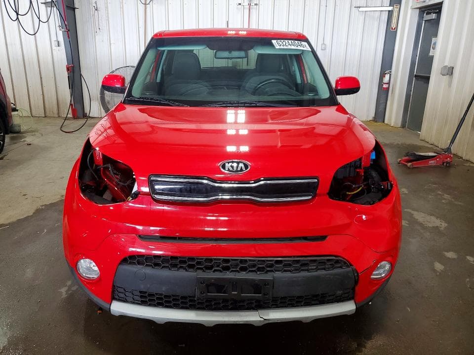 2019 KIA SOUL + 5