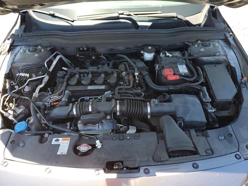 2018 HONDA ACCORD LX 11