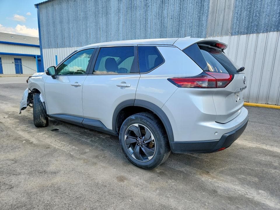 2025 NISSAN ROGUE SV 2