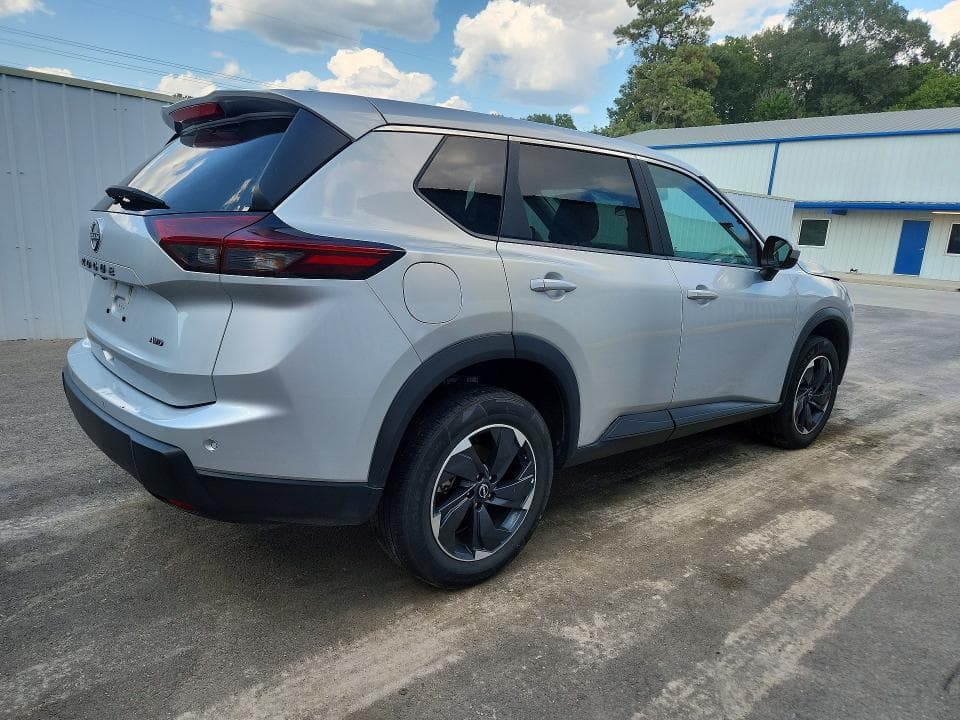 2025 NISSAN ROGUE SV 3