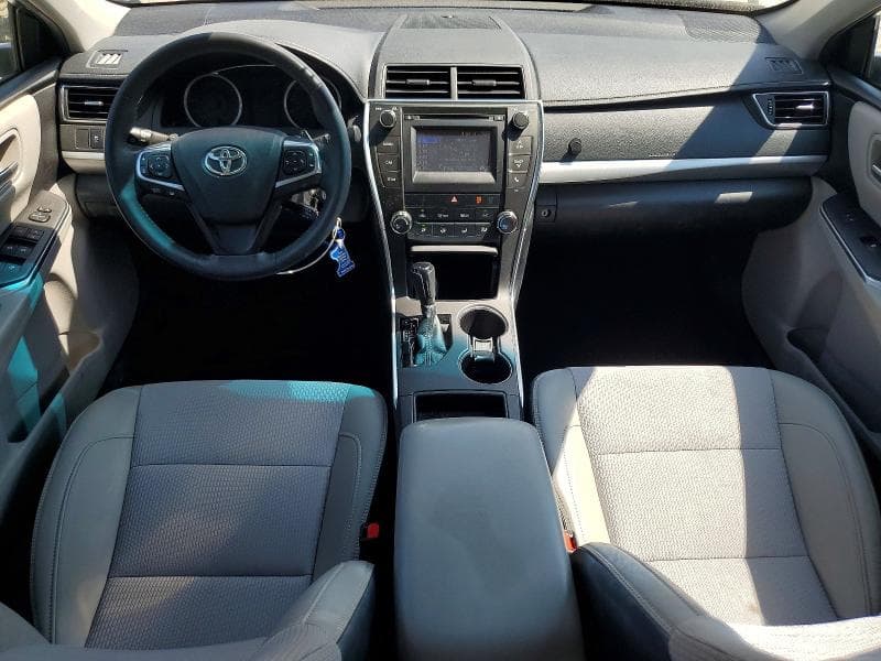 2017 TOYOTA CAMRY SE 8