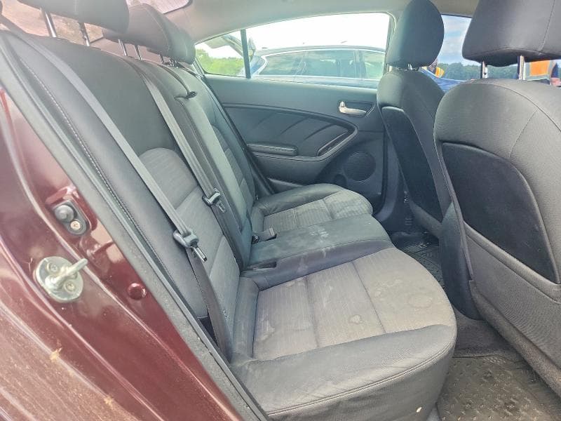 2018 KIA FORTE LX 10