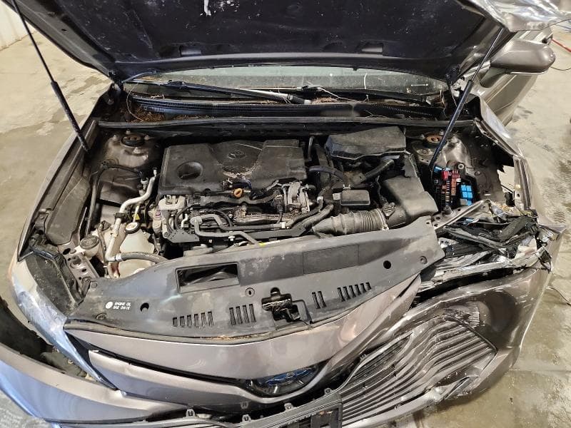 2019 TOYOTA CAMRY HYBRID XLE 11