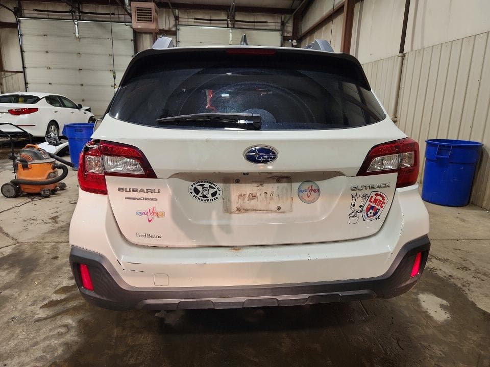 2018 SUBARU OUTBACK 2.5I PREMIUM 6