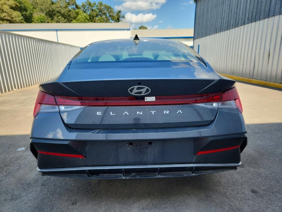 2025 HYUNDAI ELANTRA SEL 6