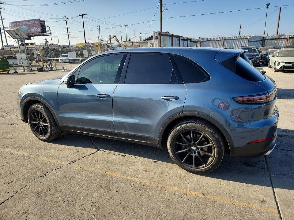 2019 PORSCHE CAYENNE 2
