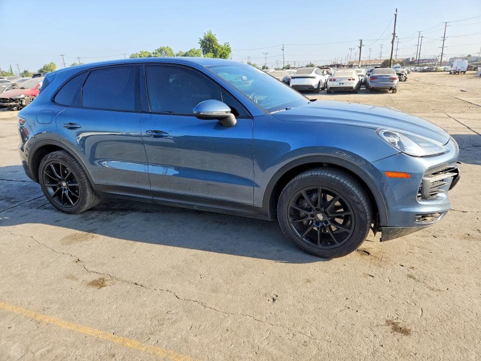2019 PORSCHE CAYENNE 4