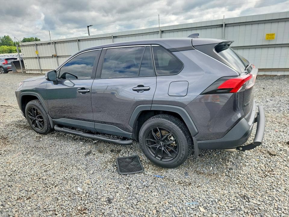 2023 TOYOTA RAV4 LE 2