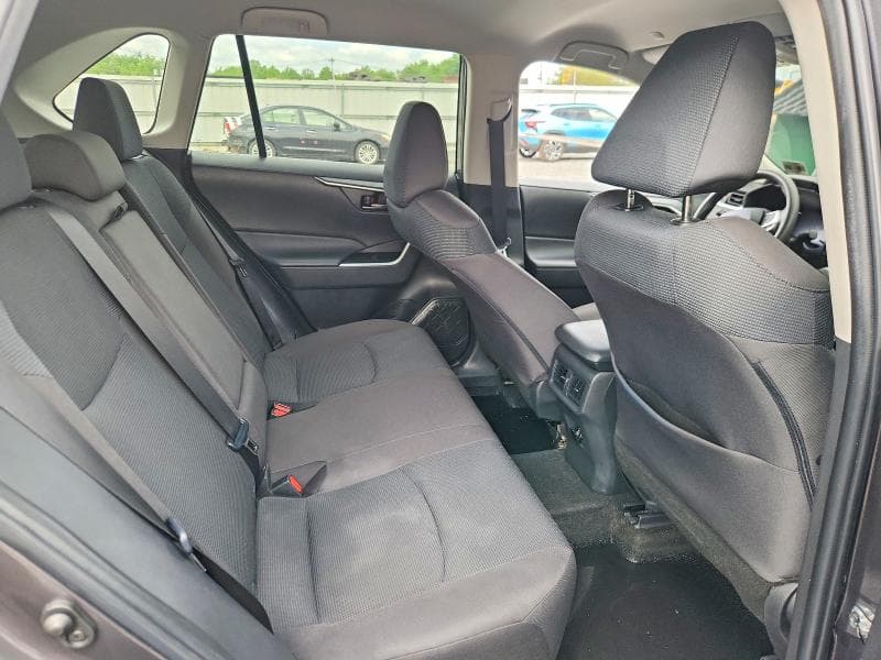 2023 TOYOTA RAV4 LE 11