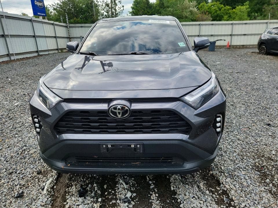 2023 TOYOTA RAV4 LE 5