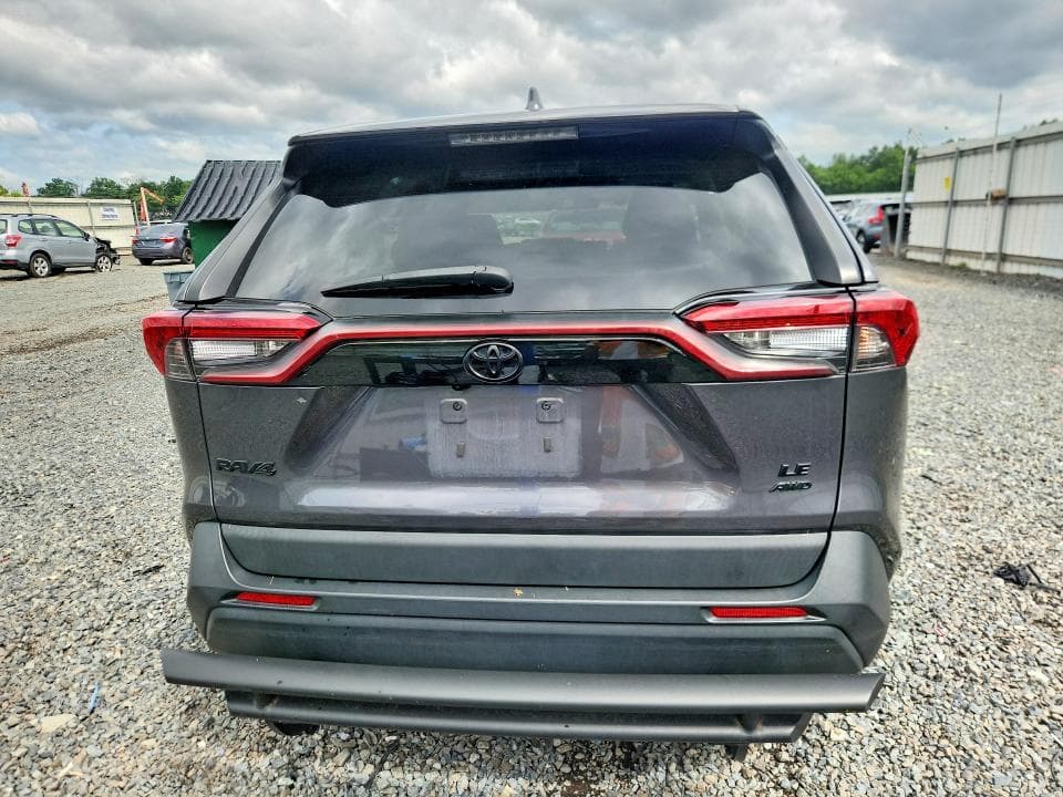 2023 TOYOTA RAV4 LE 6