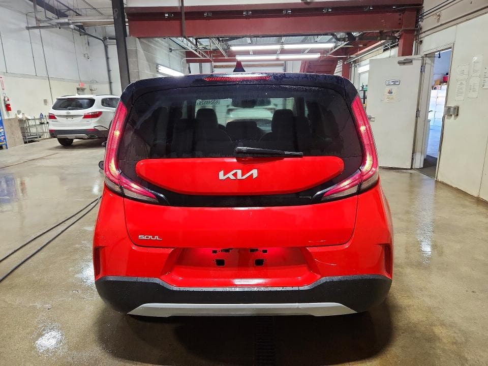 2023 KIA SOUL LX 6