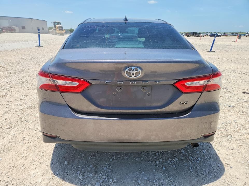 2019 TOYOTA CAMRY LE 6