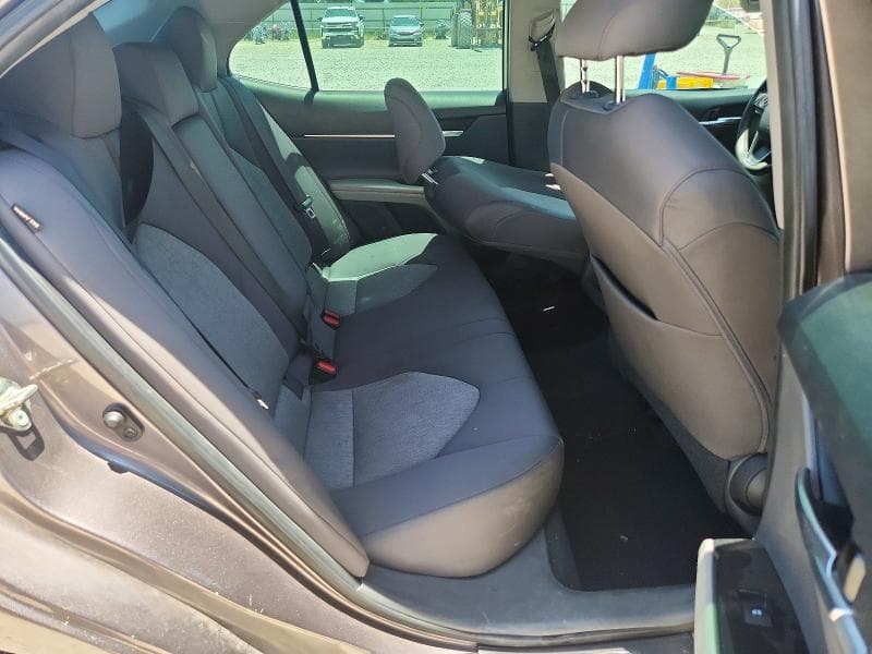2019 TOYOTA CAMRY LE 10