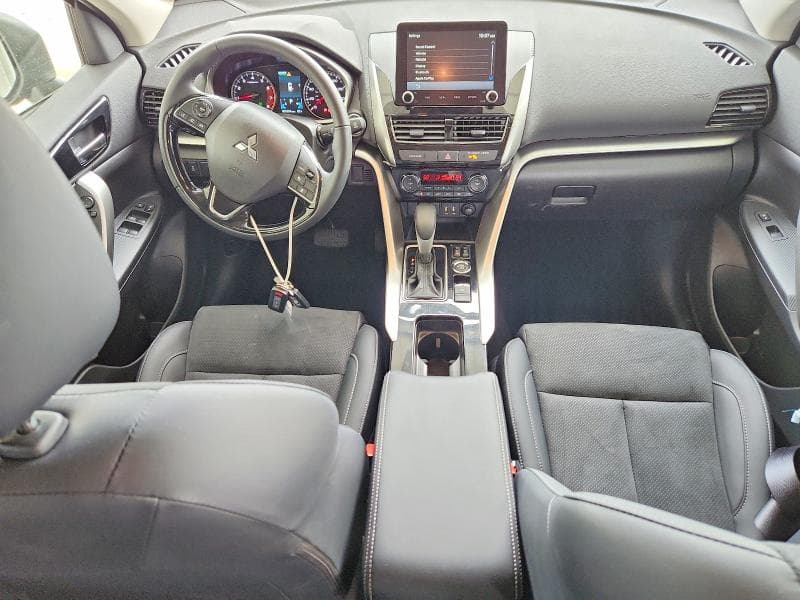 2026 MITSUBISHI ECLIPSE CROSS SE 8