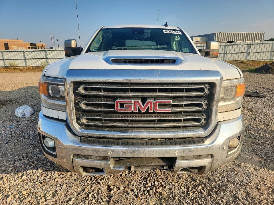 2018 GMC SIERRA K2500 SLT 5