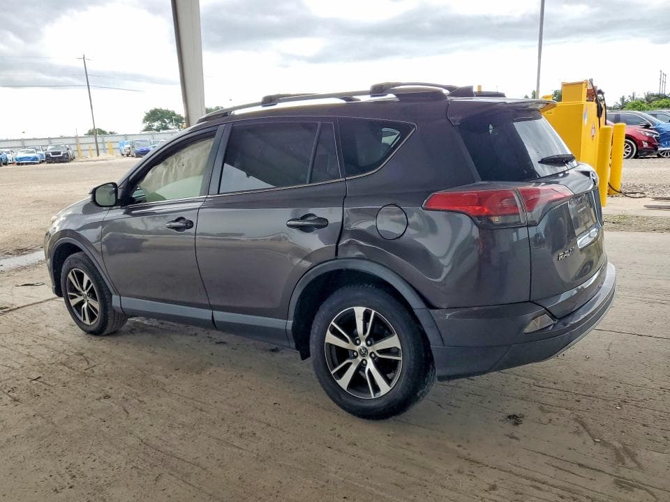 2018 TOYOTA RAV4 XLE 2