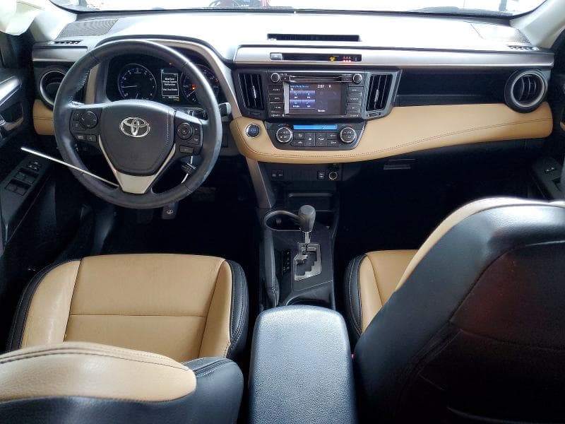2018 TOYOTA RAV4 XLE 8