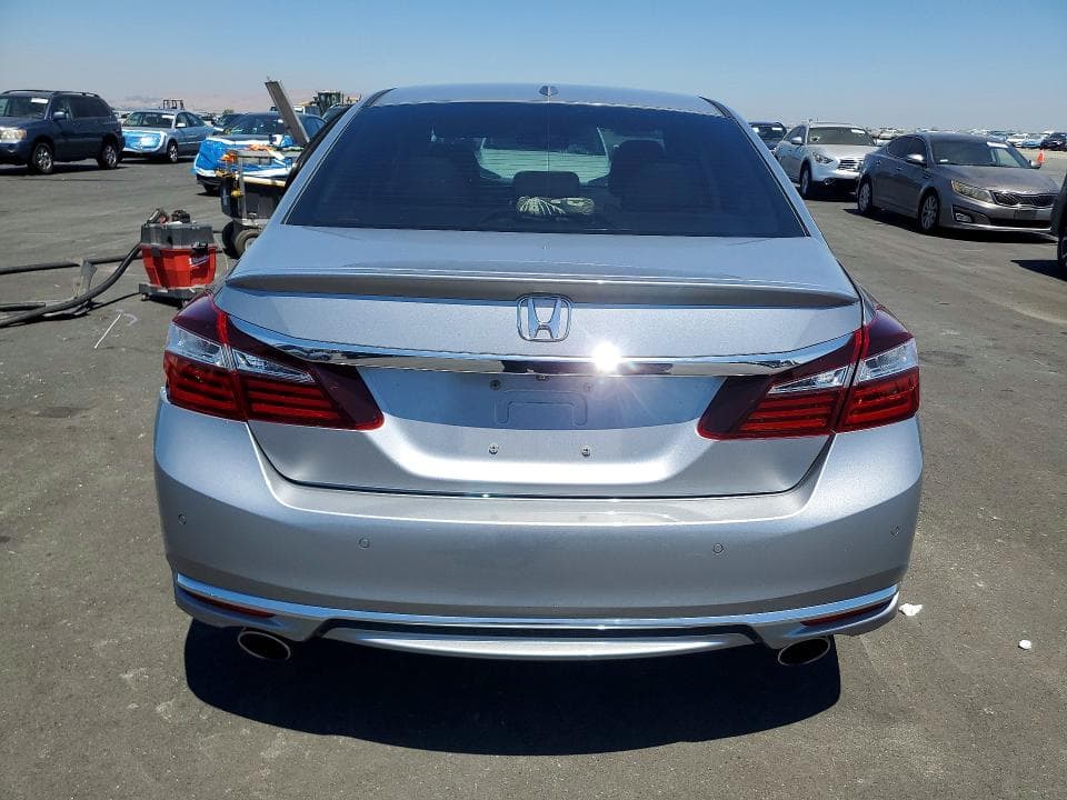 2017 HONDA ACCORD TOURING 6