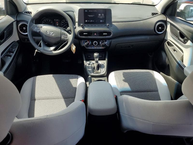 2022 HYUNDAI KONA SE 8