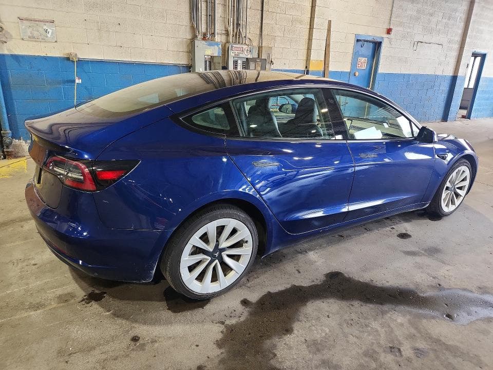 2023 TESLA MODEL 3 3