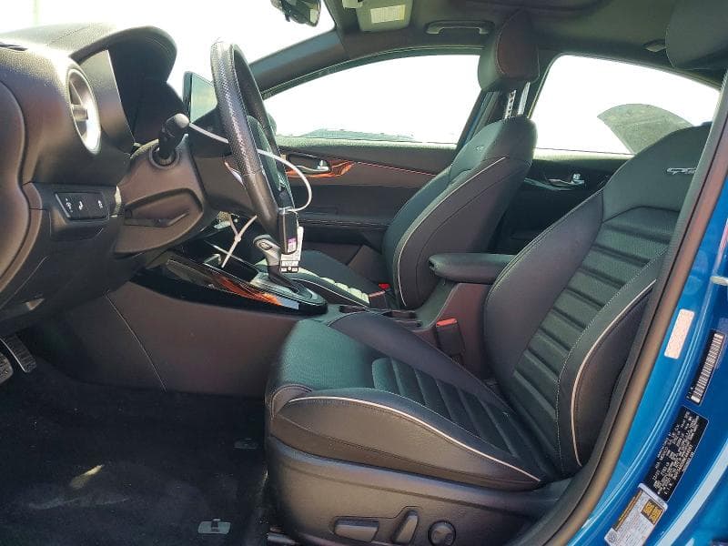 2022 KIA FORTE GT LINE 7