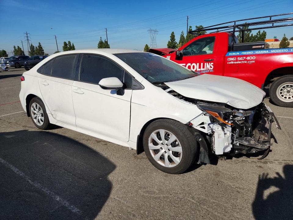 2024 TOYOTA COROLLA LE 4