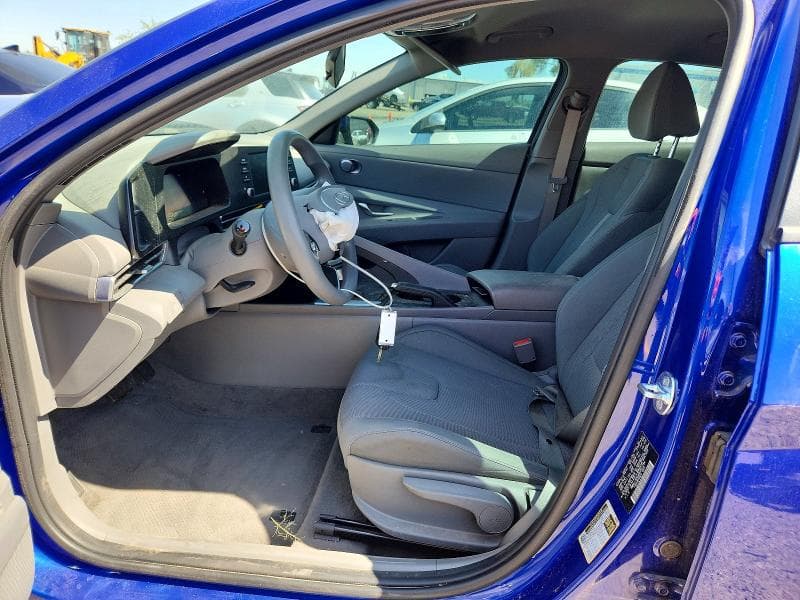 2024 HYUNDAI ELANTRA SE 7