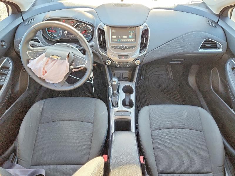 2017 CHEVROLET CRUZE LT 8