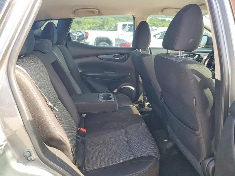 2018 NISSAN ROGUE SPORT SV 11