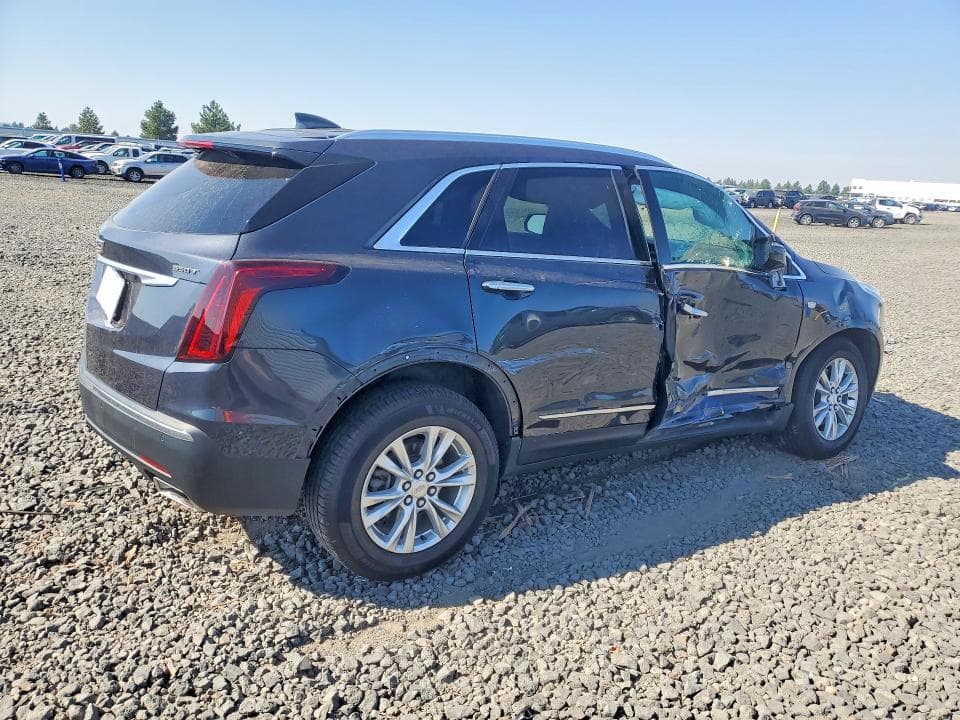2021 CADILLAC XT5 LUXURY 3