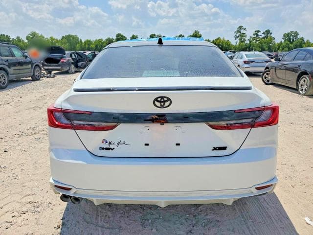 2026 TOYOTA CAMRY XSE 6