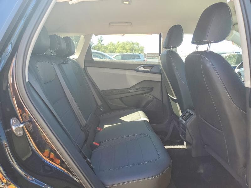 2024 VOLKSWAGEN TAOS SE 11