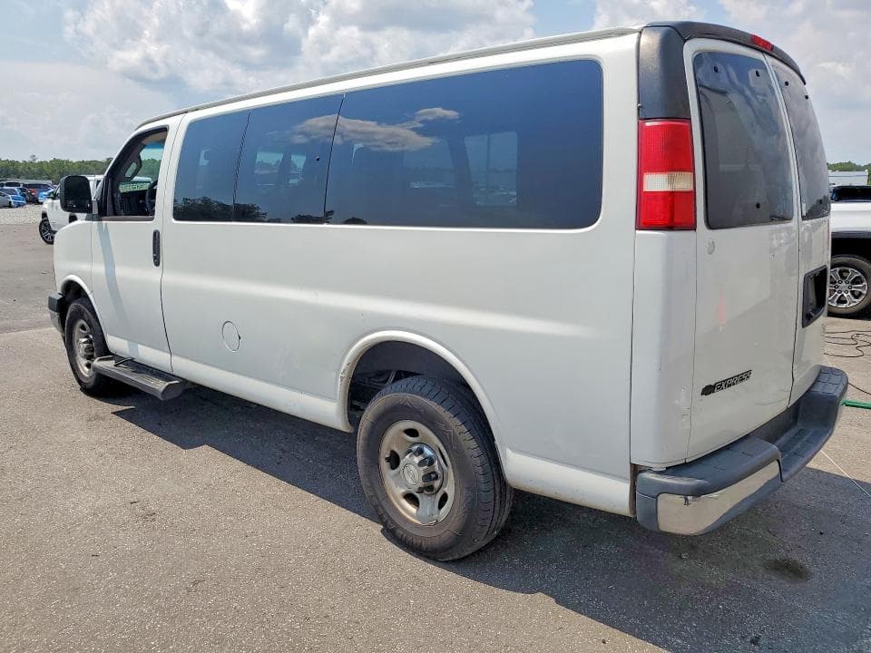 2018 CHEVROLET EXPRESS G3500 LT 2