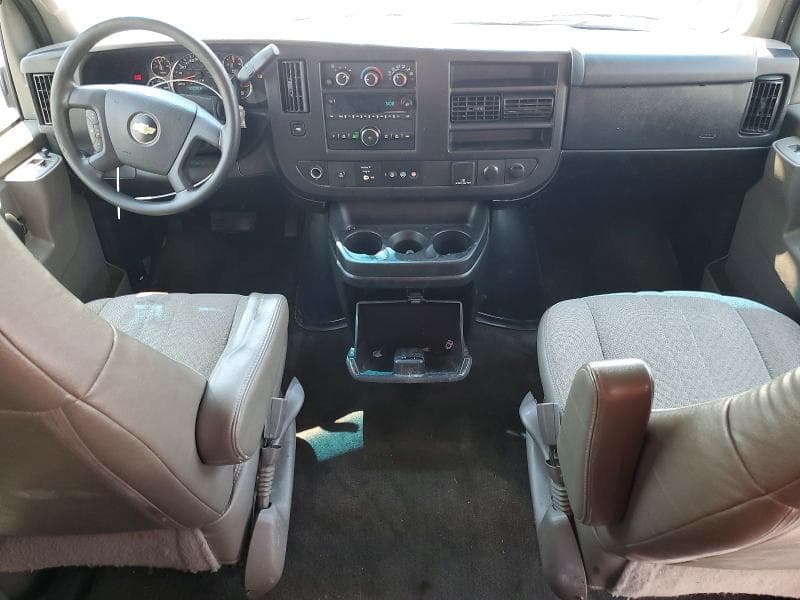 2018 CHEVROLET EXPRESS G3500 LT 8