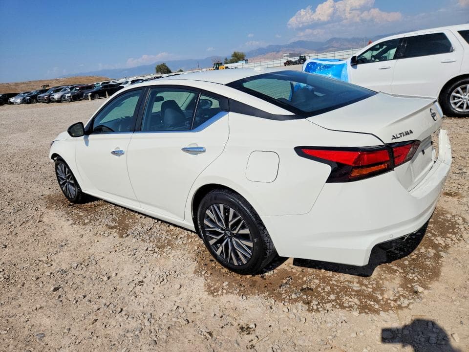 2025 NISSAN ALTIMA SV 2