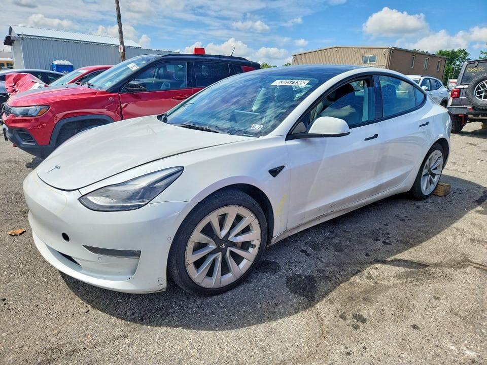 2022 TESLA MODEL 3 - 1
